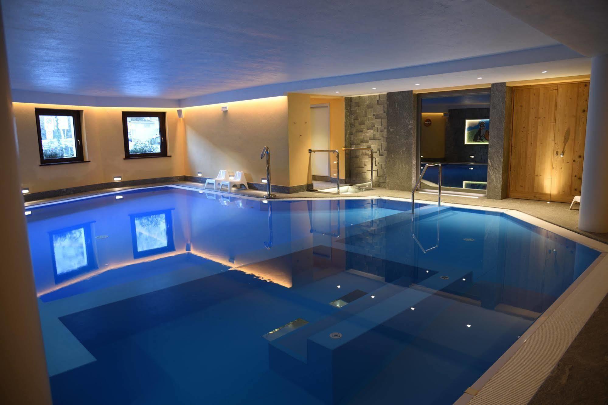 Petit Hotel Cogne Dış mekan fotoğraf