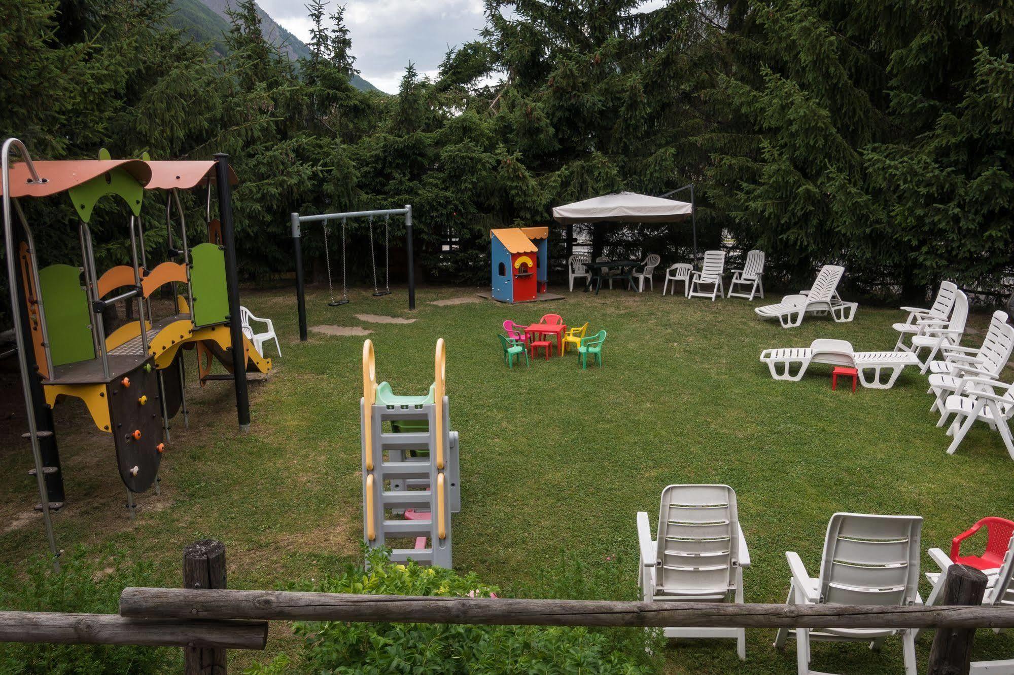 Petit Hotel Cogne Dış mekan fotoğraf